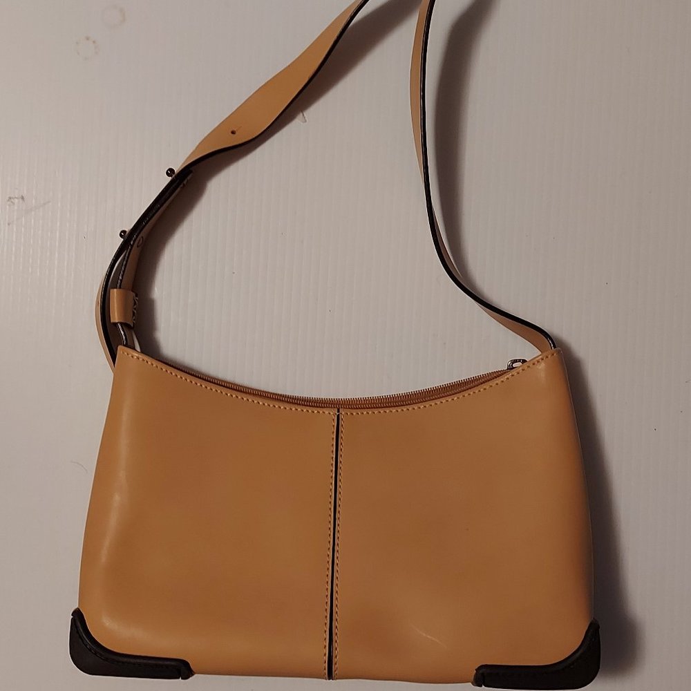 Tan shoulder bag
